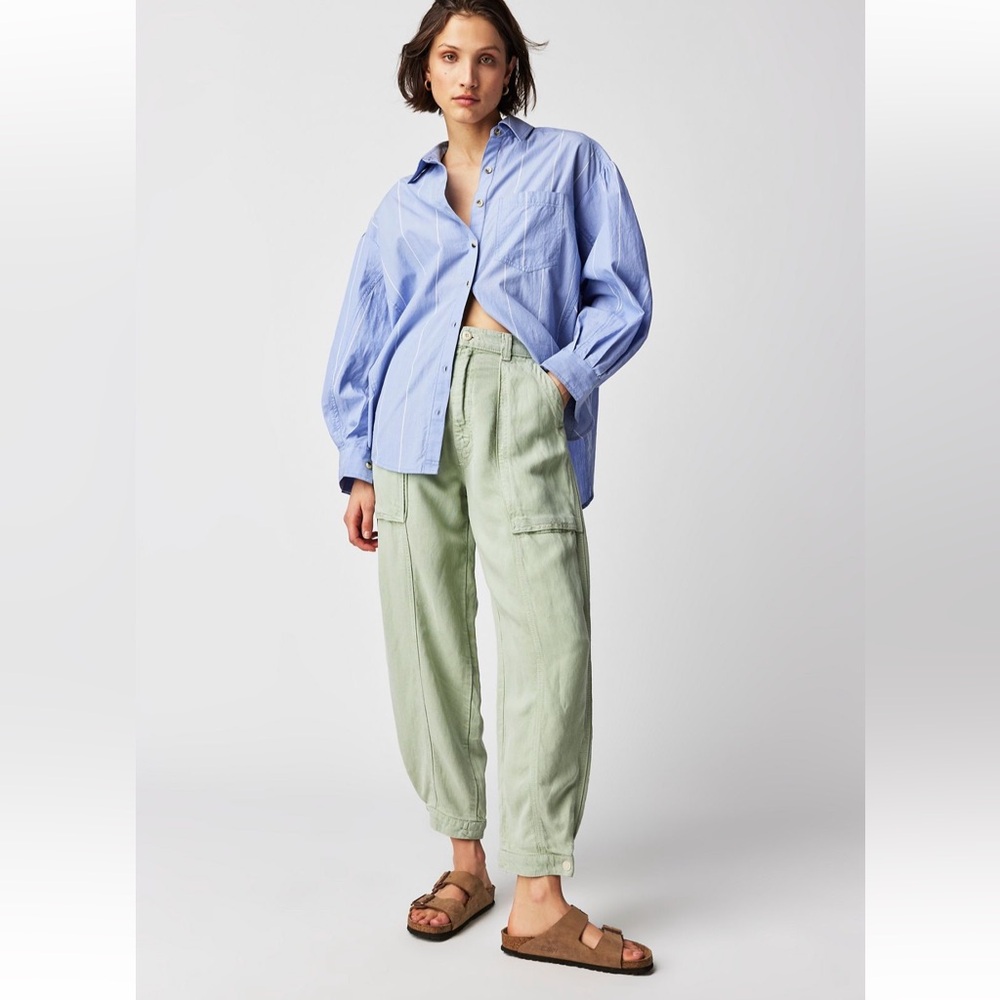 MOTHER The Patch Pocket Chute Flood Pants